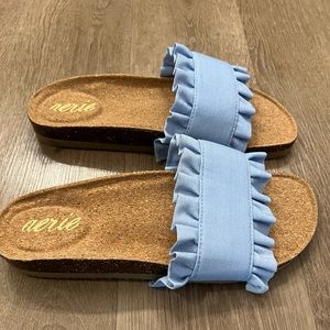 Aerie size 9 ruffle slides